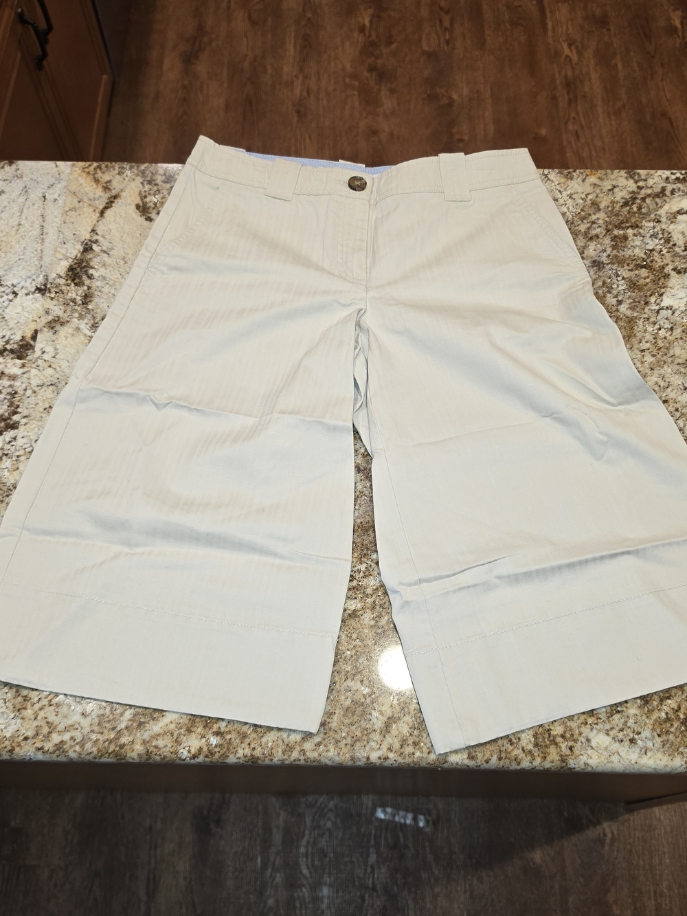 Tommy Hilfiger Light Beige Women's Bermuda Shorts
